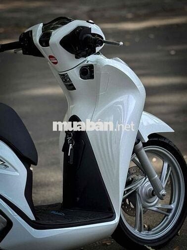 Sh 125 2022 Trắng Đen Odo 1500km Chính chủ