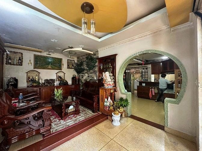 Kẹt bank hạ giá bán gấp trong tuần Biệt thự VIP 116 Huỳnh tấn Phát, Q7