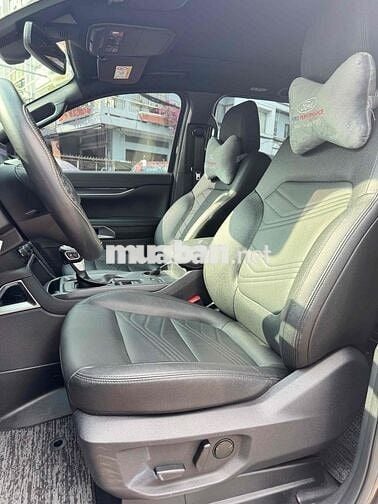 Ford Everest Titanium 1 cầu Siêu lướt 2024 6.500km