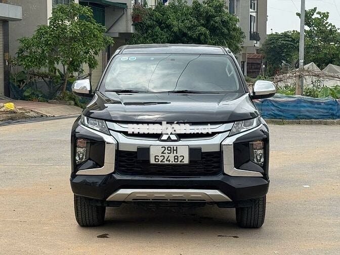 Bán Mitsubishi Triton 2022 số tự động 1 cầu đi 4v