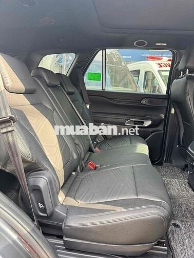Ford Everest Titanium 1 cầu Siêu lướt 2024 6.500km