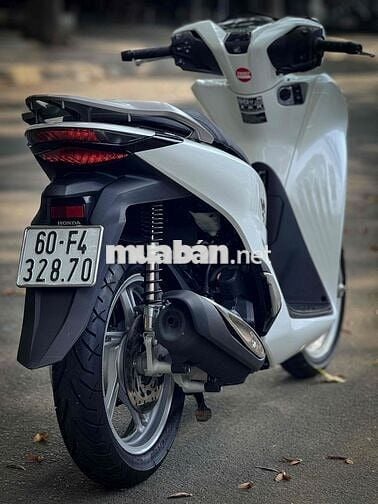 Sh 125 2022 Trắng Đen Odo 1500km Chính chủ