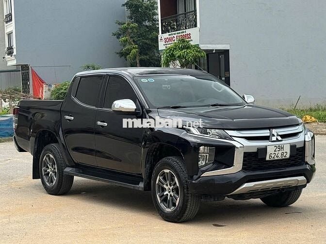 Bán Mitsubishi Triton 2022 số tự động 1 cầu đi 4v