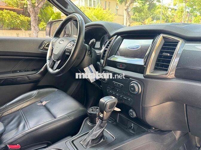 Ford Everest Titanium 1 cầu 2018 dk 2019-40.000km