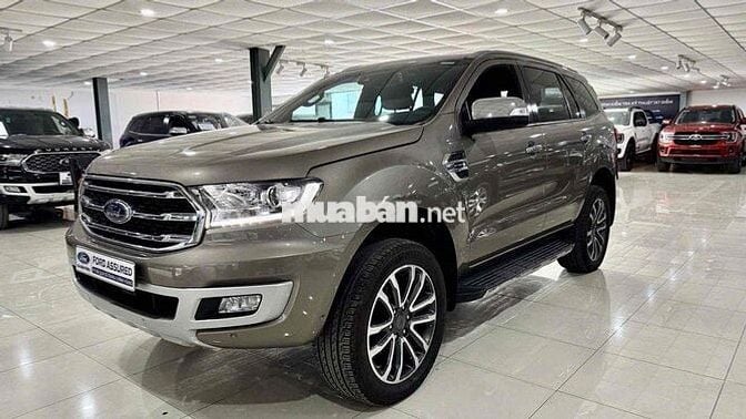 Everest Titanium 2 cầu Full 2018. Xe chính hãng