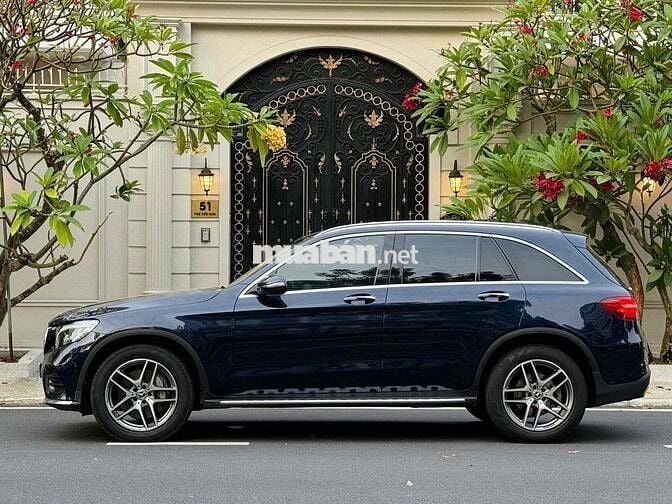 Mercedes GLC300 model 19, 1 chủ siêu đẹp