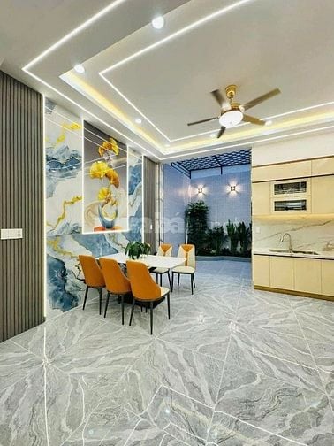 Kẹt tiền cần bán nhà Lâm Văn Bền, Tân Kiểng, Quận 7. GIÁ 3TỶ8. DT 48m2