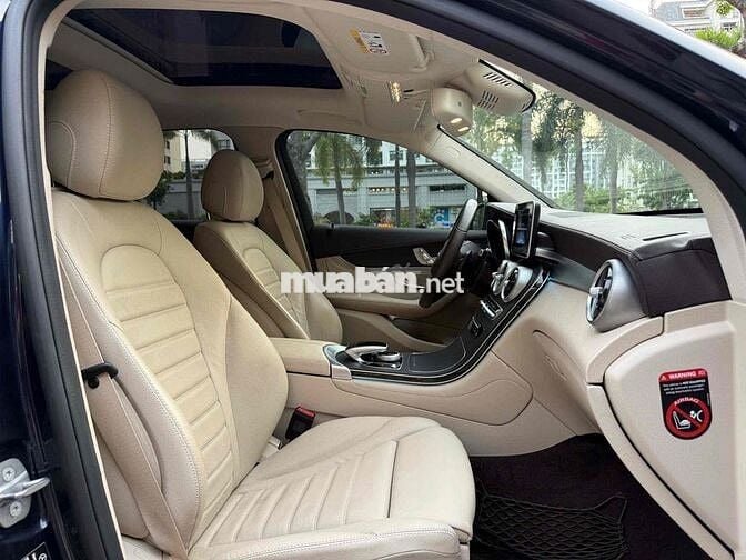 Mercedes GLC300 model 19, 1 chủ siêu đẹp