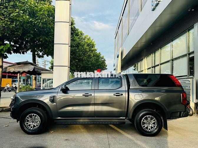 Ford Ranger 1 Cầu Số Sàn - Xe Lướt - Form Mới Đẹp