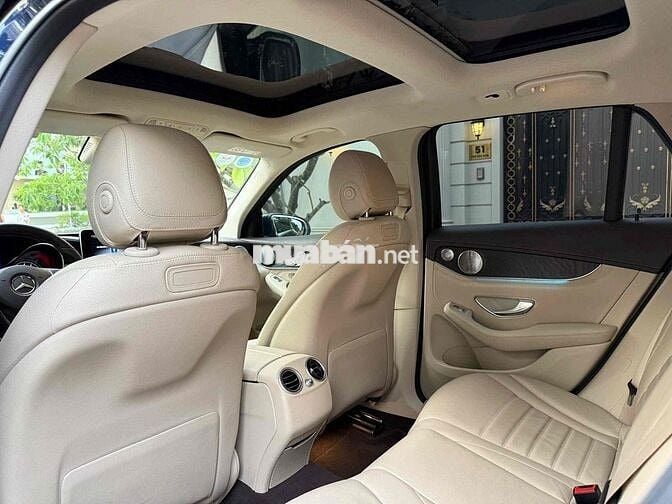 Mercedes GLC300 model 19, 1 chủ siêu đẹp