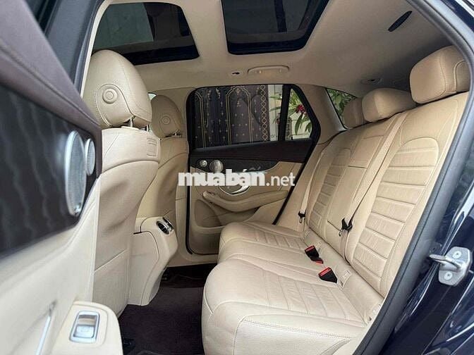 Mercedes GLC300 model 19, 1 chủ siêu đẹp