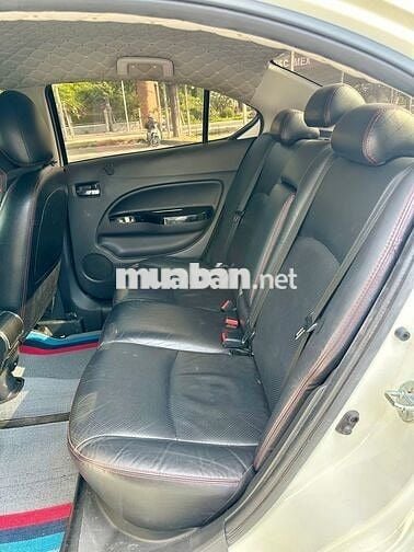 Mitsubishi Attrage 2019