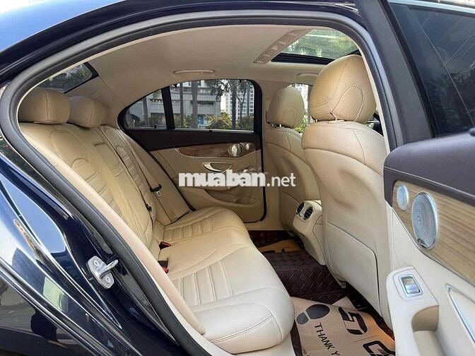 Mercedes C250 Exclusive model 17, 1 chủ cực đẹp