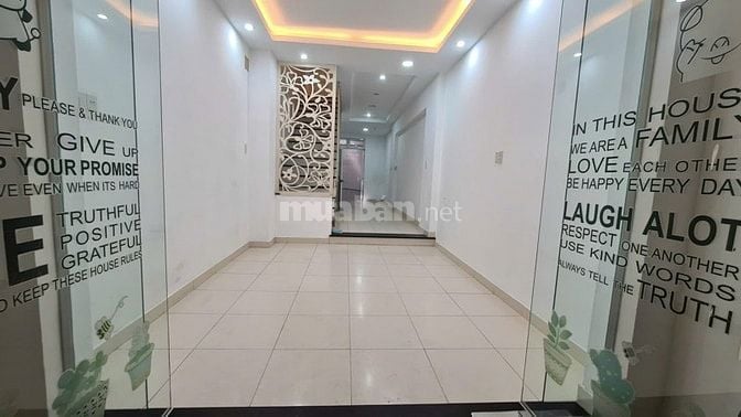 Bán nhà HXH Bùi Đình Tuý , 50m2 , 6,35tỷ bớt Lộc . LH 0866408299