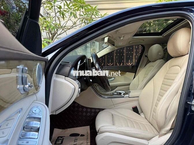 Mercedes C250 Exclusive model 17, 1 chủ cực đẹp