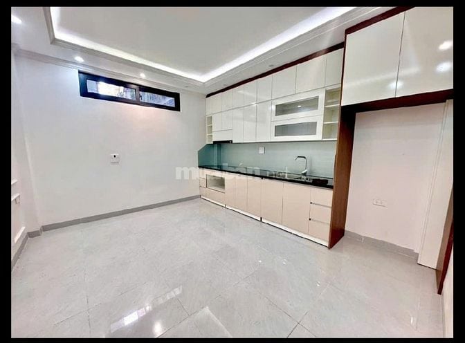 BÁN NHÀ LÊ TRỌNG TẤN, VỊ TRÍ ĐẮC ĐỊA,Ô TÔ ĐỖ CỬA, DT50M2, 6T,16.35 TỶ