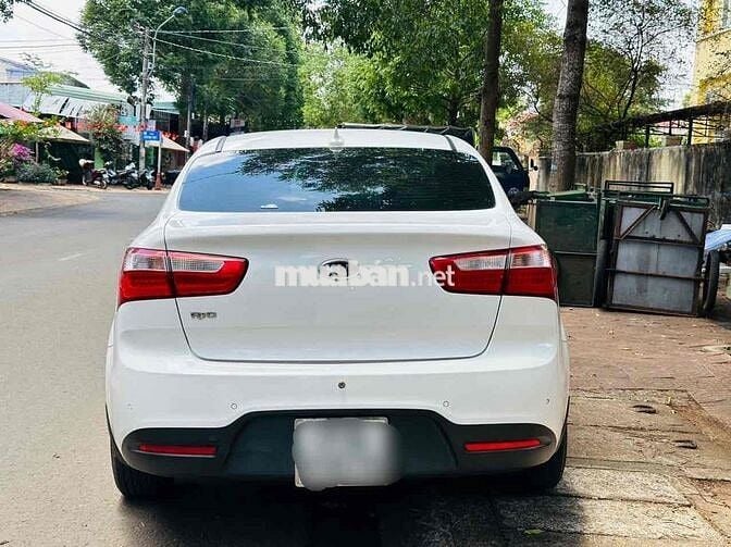 Kia Rio 2012 1.4 AT Sedan - 80 km