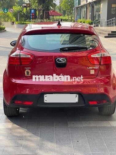 Kia Rio 2014 1.4 AT Hatchback - 100000 km