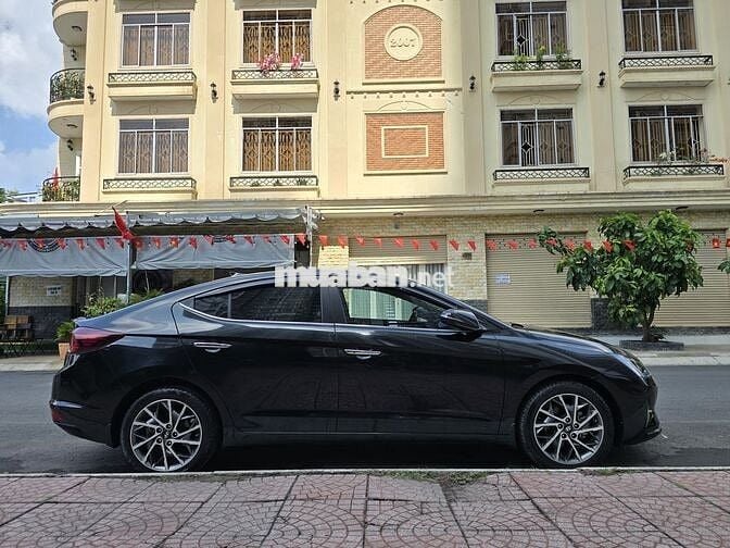 Hyundai Elantra 2020 2.0 AT - 26000 km