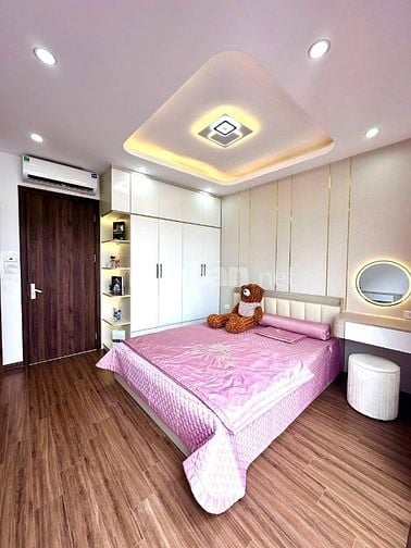 CC Bán Nhà 42m 5 Tầng Full Nội Thất Quận Hoàng Mai Chỉ Hơn 5 Đồng 