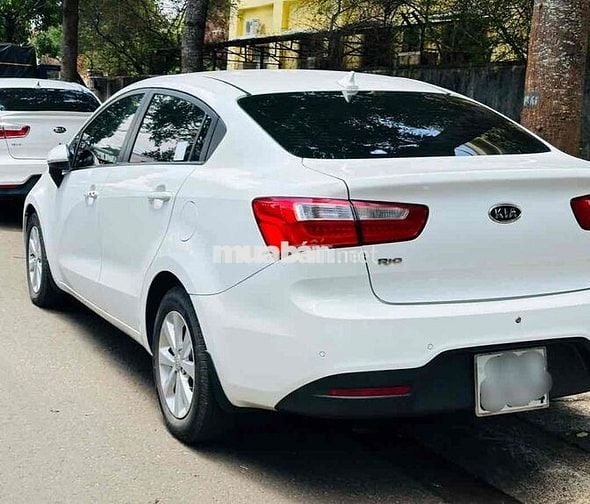 Kia Rio 2012 1.4 AT Sedan - 80 km