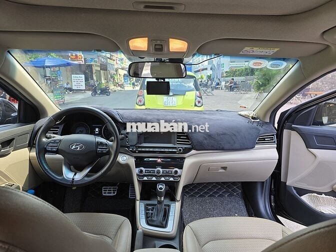Hyundai Elantra 2020 2.0 AT - 26000 km