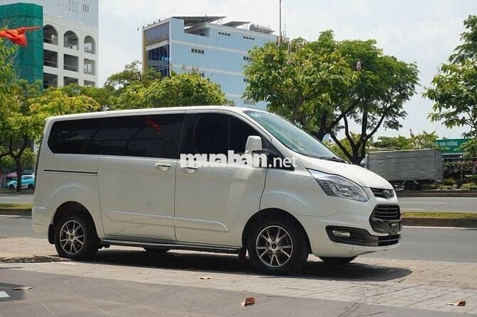 Ford Tourneo 2020 Limousine 2.0 AT đi 37.000km