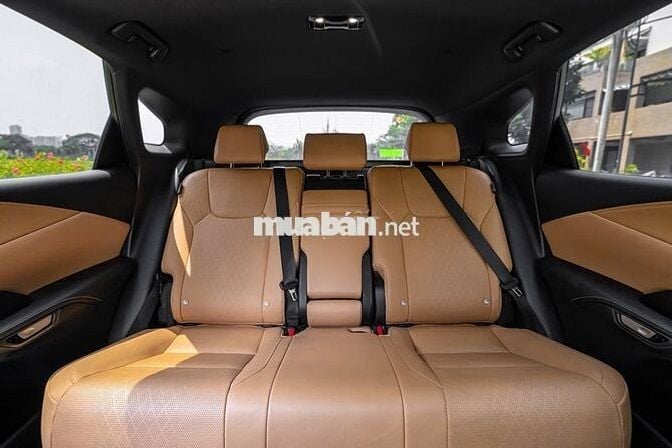 Lexus RX350 Premium model 2024 đi chỉ 15000 km
