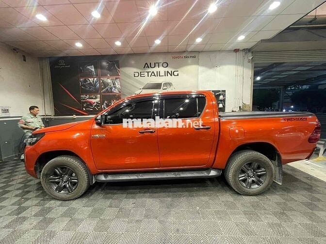 Toyota Hilux 2021 2.4E Xe hãng bán có thương lượng