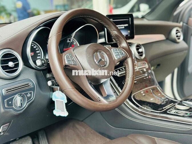 Mercedes Benz GLC250 4Matic Model 2018