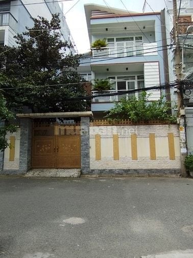Tầng trệt 10mx20m cho thuê làm văn phòng 