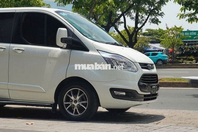 Ford Tourneo 2020 Limousine 2.0 AT đi 37.000km