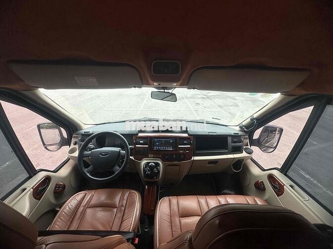 Ford Transit dcar president 2017 10 chỗ víp