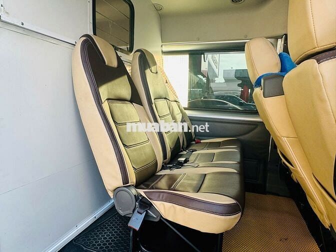 Ford Transit 2024 Van - Xe Lướt - Hỗ Trợ Vay