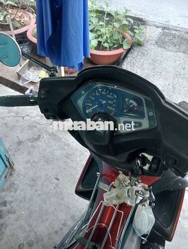 Nhà chật quá nên bán