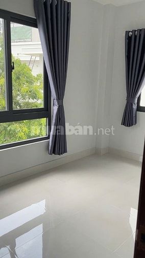 Nhà nguyên Căn Góc 5 lầu 6 PN 6 WC 7 máy lạnh, KDC Phú Thuận Quận 7