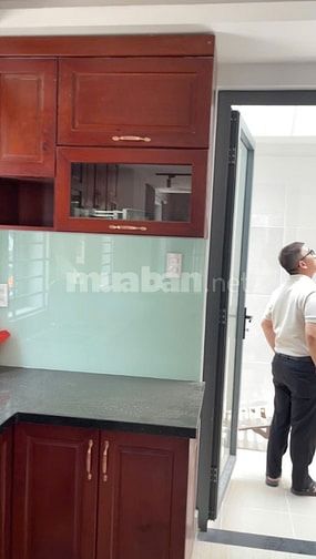 Nhà nguyên Căn Góc 5 lầu 6 PN 6 WC 7 máy lạnh, KDC Phú Thuận Quận 7