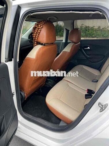 Volkswagen Polo 2016 1.6 Hatchback - 90000 km