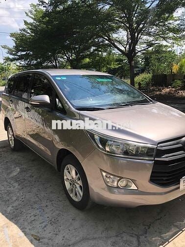 Toyota Innova sx 2016 Ghi vàng xe nhà ko KD