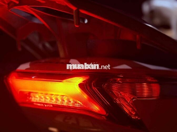em muốn bán chiếc Honda Lead 4val 2022