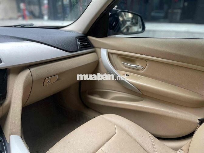BMW 3 Series 2***0 km