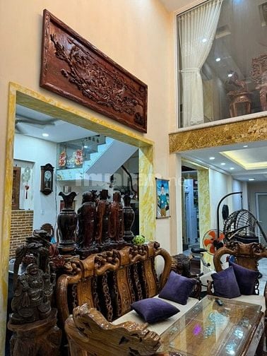 nhà 4 tầng mới xây. hẻm xe hơi Nguyễn Trãi, Q5. Đoạn 2 chiều - 8,9 tỷ