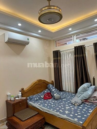 nhà 4 tầng mới xây. hẻm xe hơi Nguyễn Trãi, Q5. Đoạn 2 chiều - 8,9 tỷ