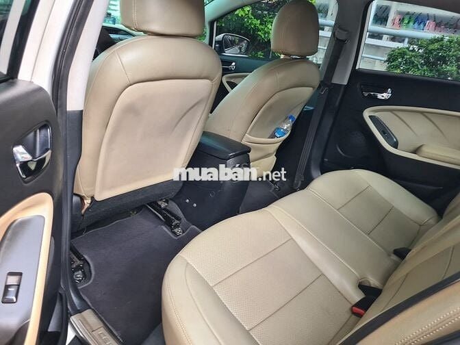 Kia Cerato 2016 1.6 MT - 140 km