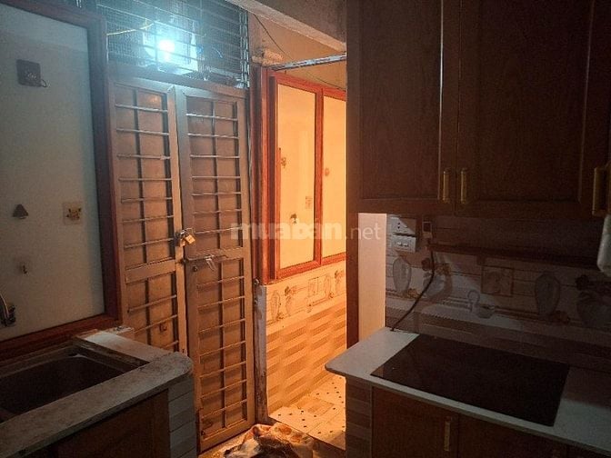 BÁN NHÀ TẬP THỂ TẦNG 1 MẶT NGÕ ĐẦU NGUYỄN TRÃI CHỈ 4,5 TỶ
