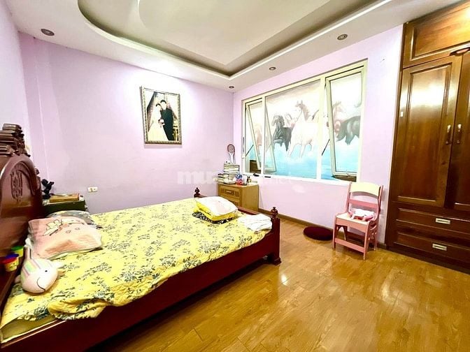 Bán nhà cách 5m ra phố Vũ Tông Phan, Lô góc, oto vòng quanh,KD đỉnh,