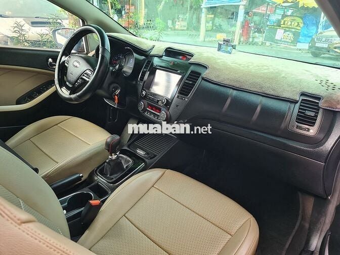 Kia Cerato 2016 1.6 MT - 140 km