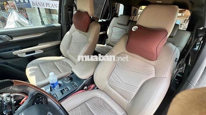 Ford Everest 2023 Titanium Plus 2.0L 4x4 AT