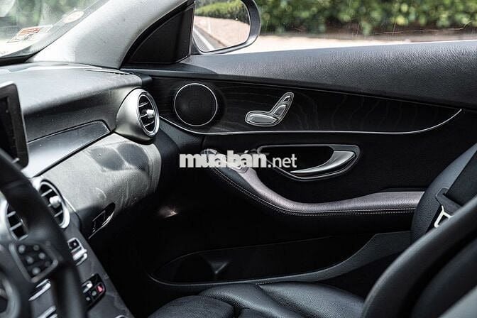 Mercedes C200 2017 - 6,7 vạn miles - 359tr