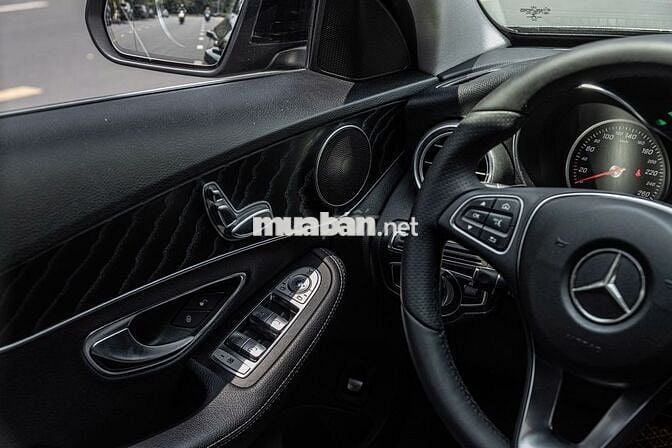Mercedes C200 2017 - 6,7 vạn miles - 359tr